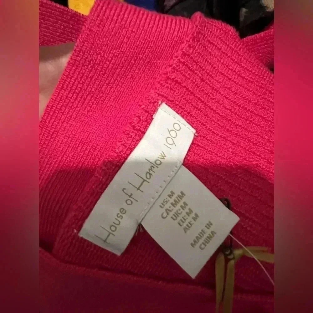 NWT House of Harlow 1960 HOT Pink Crop Top - Perfect for Barbiecore Fashion! - Picture 6 of 16